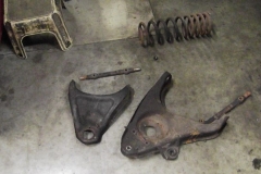 122 RH control arms disassembled