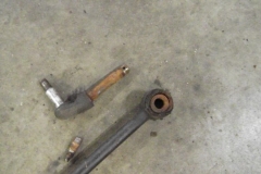 121 RR strut rod and lower mount