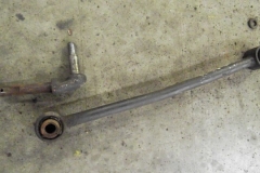 122 RR strut rod and lower mount