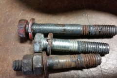 109 note condition of water pump bolts