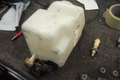 440 washer fluid bottle with broken pump