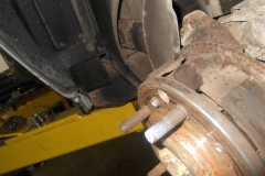 173 rear parking brakes visible - oringinal hardware in poor shape
