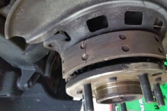 149 park brake shoes are cracked