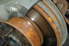 161 LR rotor cut into by loose pads