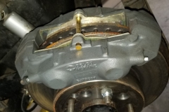 7 lr caliper leaking