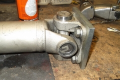 208 LH half shaft removed - note the reinforcement bolted to flange for support