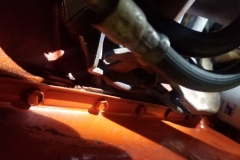 130 LH plug wire not routed through engine mount