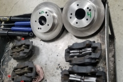 200 brake and shock components removed