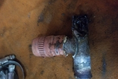 226 heater hose T is corroded to destruction
