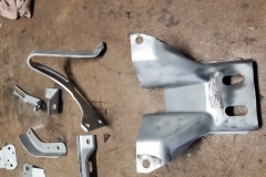912 starter mount, trans, and ps brackets blasted