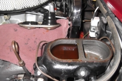 100 master cylinder indicates major brake issues - rear completely empty, front - half empty and very dirty fluid
