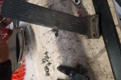 484 accelerator pedal